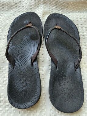 Reef Zen love sandals ladies 7.5 black(read description)